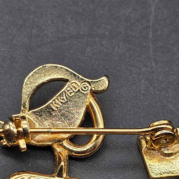 KK/ED Signed Book Lover Brooch Stick Figure Lady Reading Book Gold Tone - Picture 5 of 8